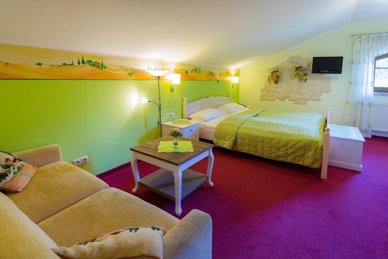 Hotel & Ferienwohnungen Bohlenblick Saalfeld Saale Εξωτερικό φωτογραφία