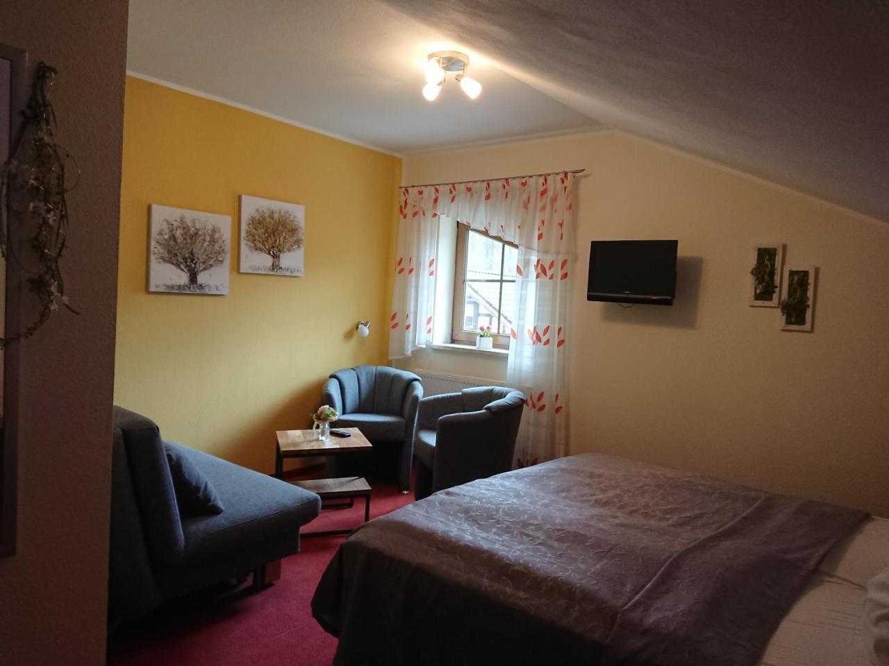 Hotel & Ferienwohnungen Bohlenblick Saalfeld Saale Εξωτερικό φωτογραφία