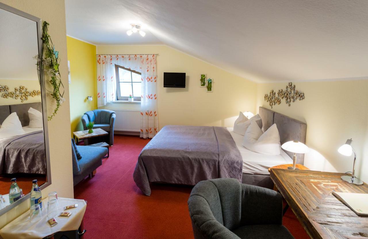 Hotel & Ferienwohnungen Bohlenblick Saalfeld Saale Εξωτερικό φωτογραφία
