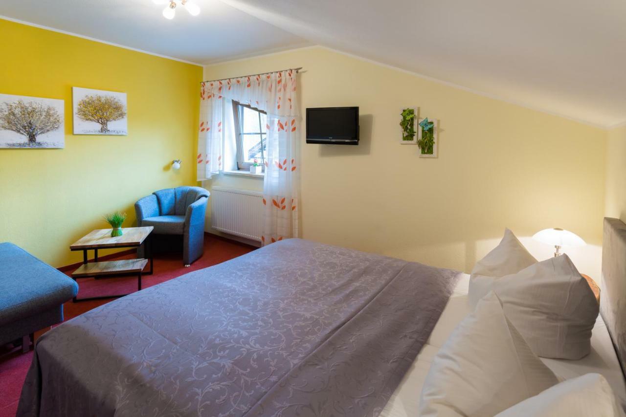 Hotel & Ferienwohnungen Bohlenblick Saalfeld Saale Εξωτερικό φωτογραφία