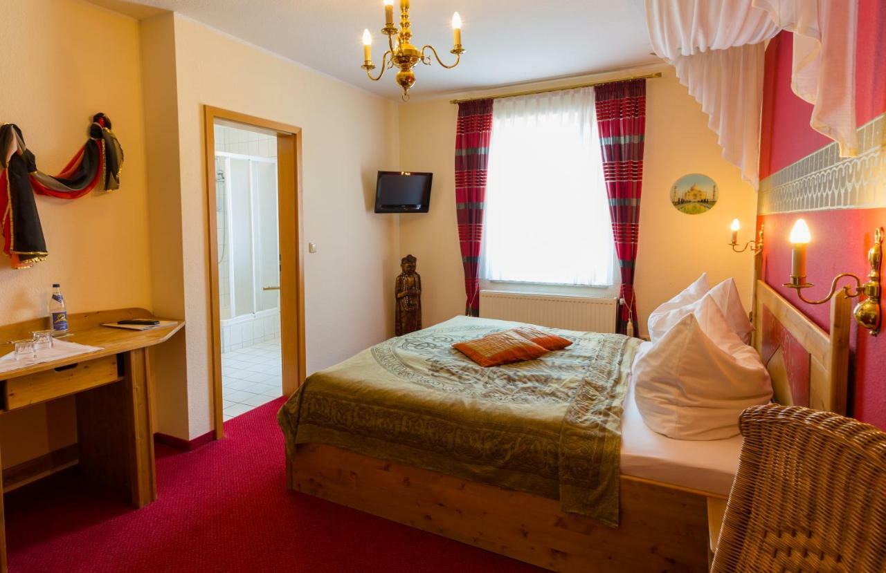 Hotel & Ferienwohnungen Bohlenblick Saalfeld Saale Εξωτερικό φωτογραφία